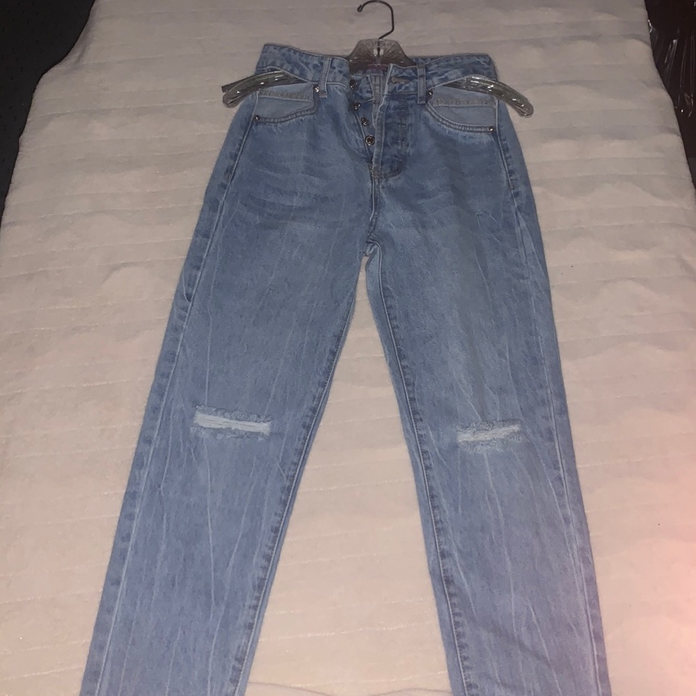 Women’s Small Skinny Jeans With Slits